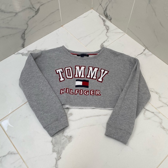 Tommy Hilfiger Cropped Sweater - Picture 1 of 2